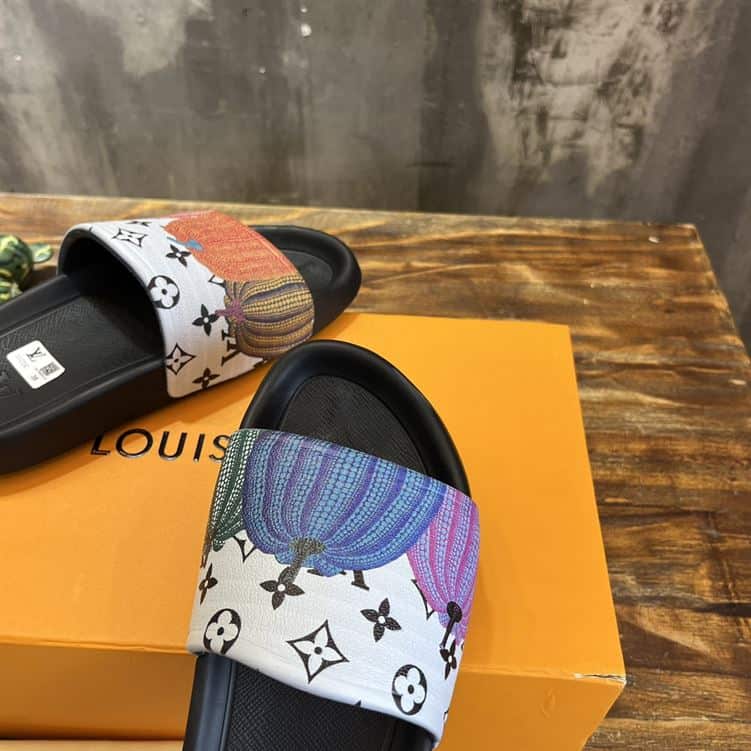 LOUIS VUITTON SANDALS – LVSD013