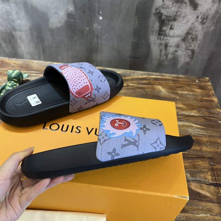 LOUIS VUITTON SANDALS – LVSD014