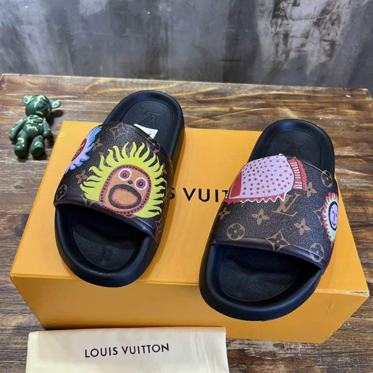 LOUIS VUITTON SANDALS – LVSD015