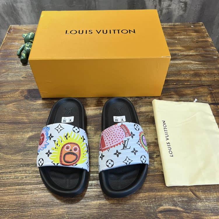 LOUIS VUITTON SANDALS – LVSD016