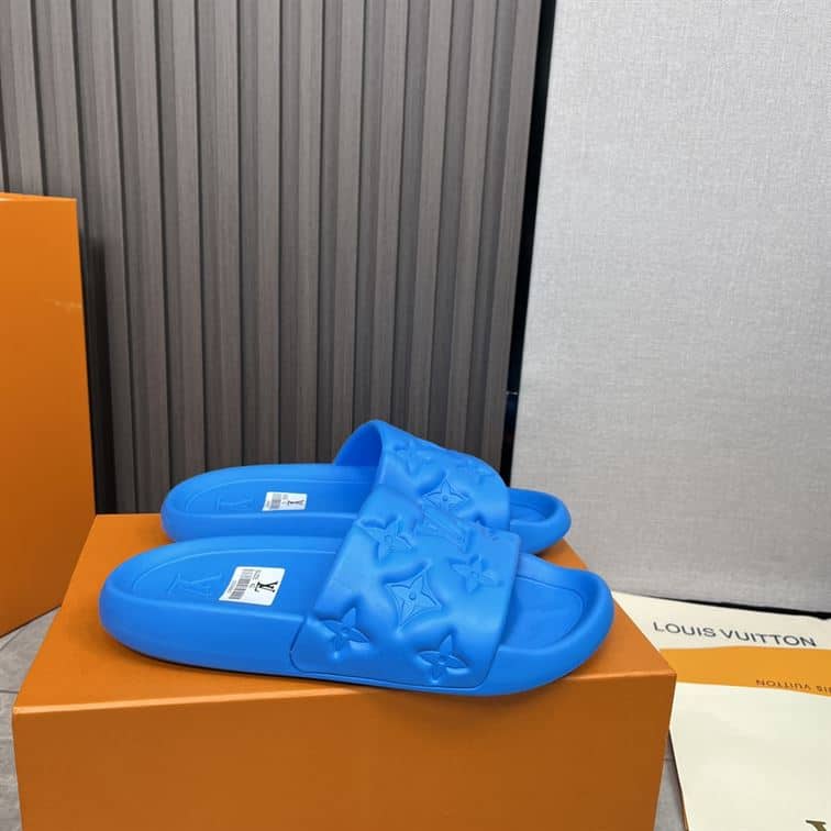 LOUIS VUITTON WATERFRONT MULE BLUE – LVSD042