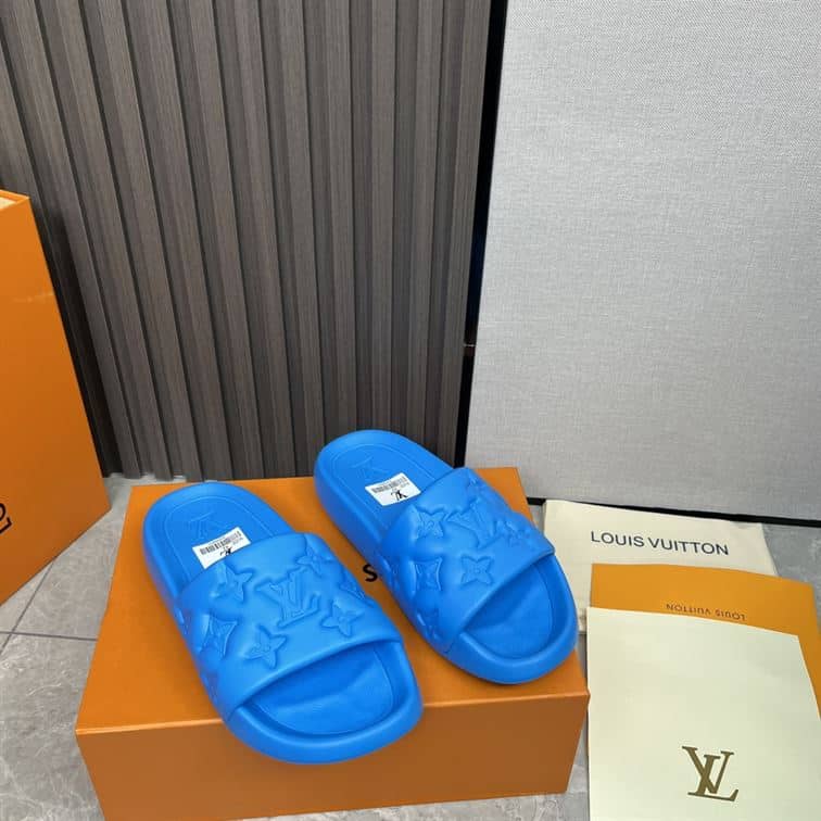 LOUIS VUITTON WATERFRONT MULE BLUE – LVSD042