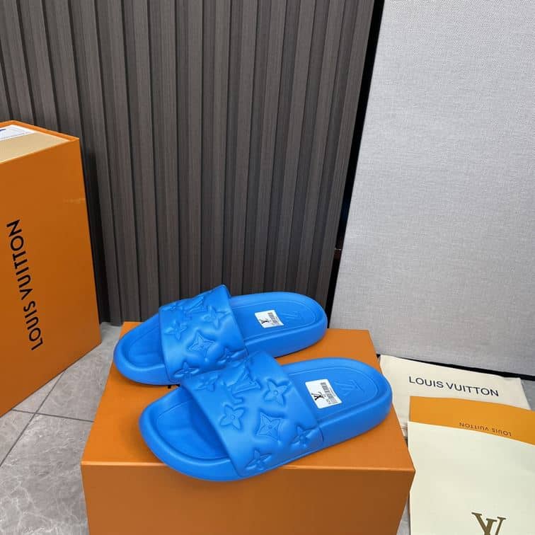 LOUIS VUITTON WATERFRONT MULE BLUE – LVSD042